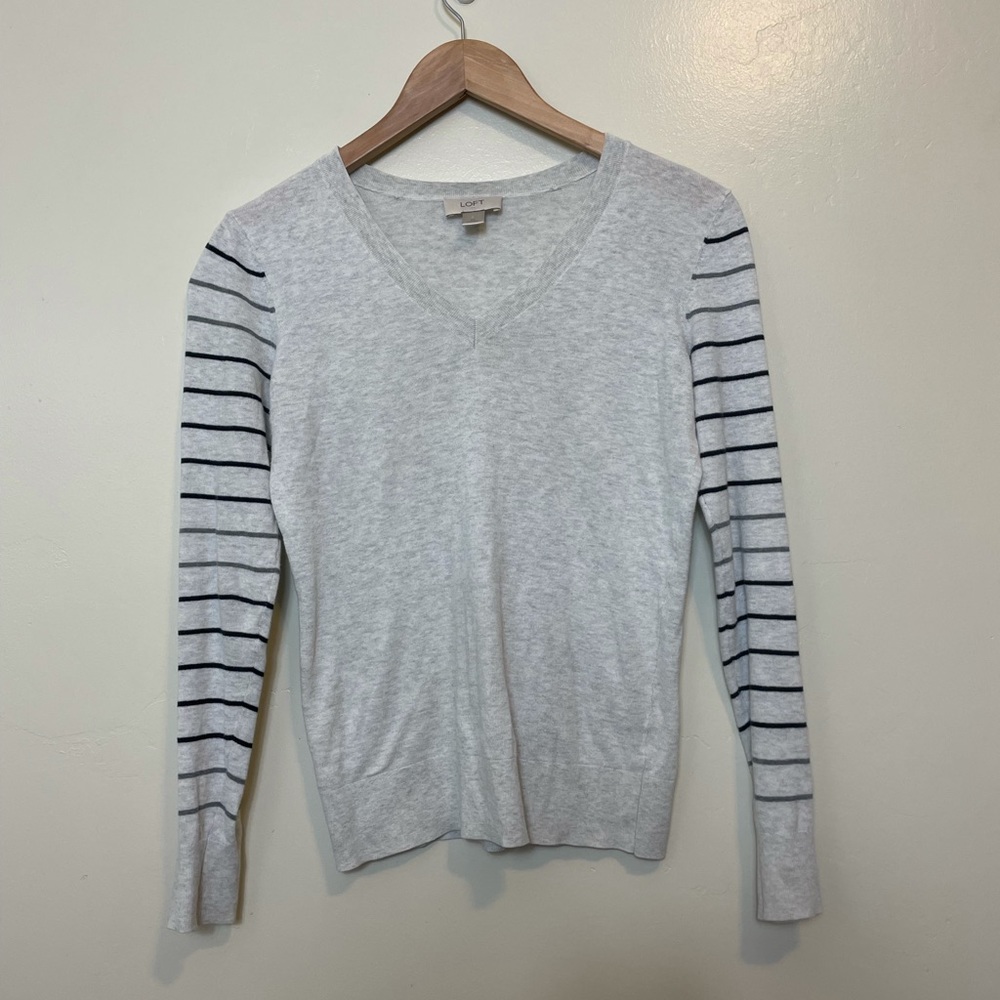 LOFT grey sweater